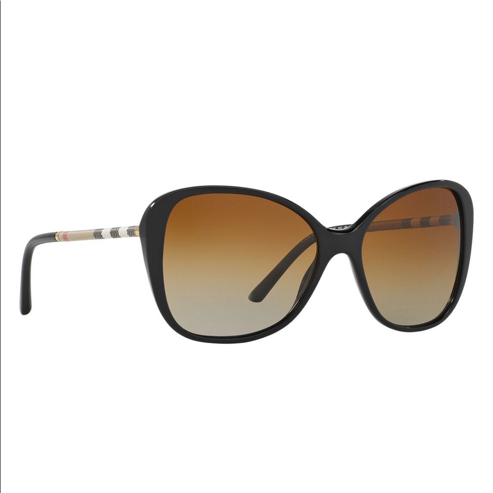Brand new  Burberry polarised sunglasses 🔥… - Picture 4 of 13